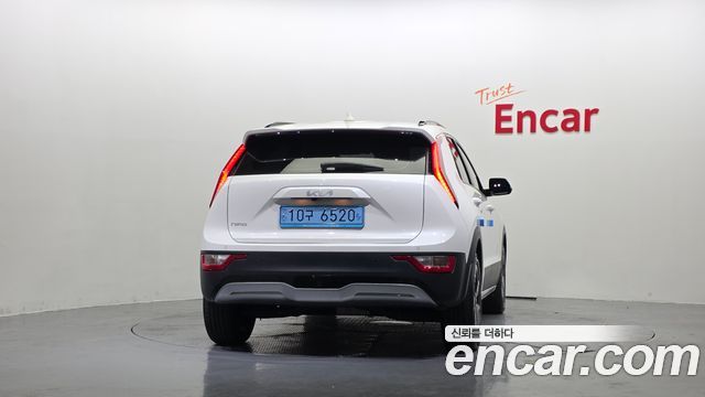 Kia Niro EV Air 2023 — фото 4