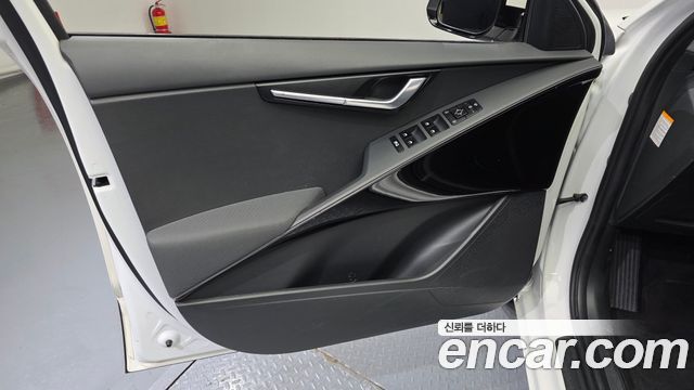 Kia Niro EV Air 2023 — фото 24
