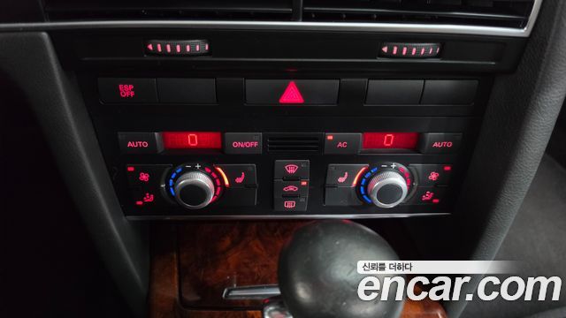 Audi A6 3.0 TFSI Quattro S-LINE C6 2011 — фото 16