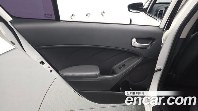 Kia K3 Trendy Style 2018 — фото 25