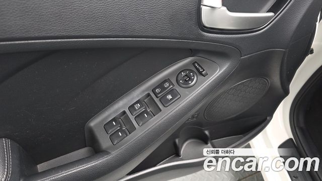 Kia K3 Trendy Style 2018 — фото 29