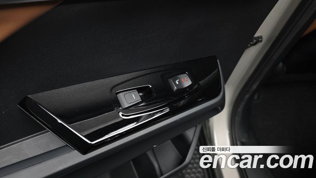 KG Mobility (SsangYong) Torres EVX E7 2024 — фото 19