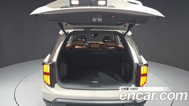 KG Mobility (SsangYong) Torres EVX E7 2024 — фото 20
