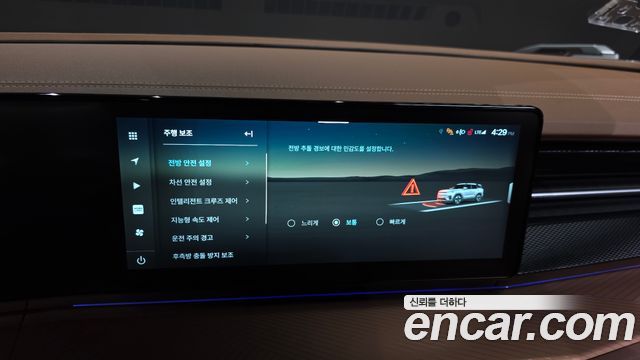 KG Mobility (SsangYong) Torres EVX E7 2024 — фото 28