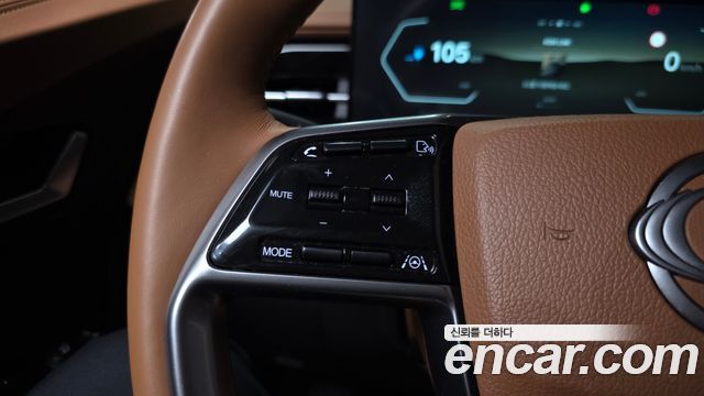 KG Mobility (SsangYong) Torres EVX E7 2024 — фото 31