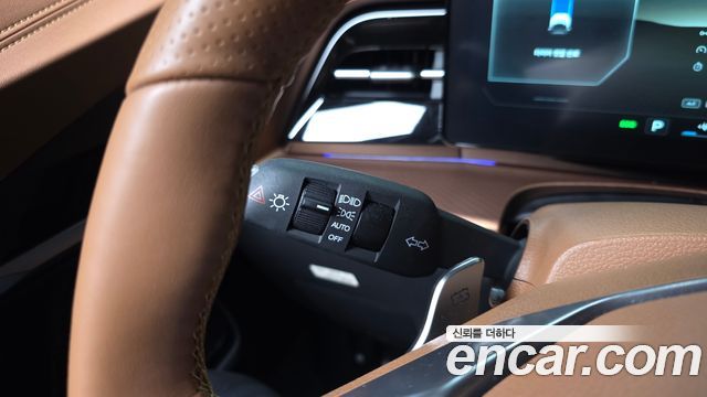KG Mobility (SsangYong) Torres EVX E7 2024 — фото 33