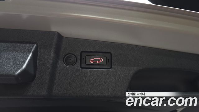 KG Mobility (SsangYong) Torres EVX E7 2024 — фото 36