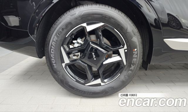 Kia Sportage (V) Gasoline 1.6 Turbo 2WD Noblesse 2026 — фото 5