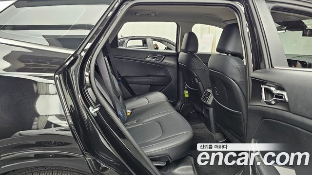 Kia Sportage (V) Gasoline 1.6 Turbo 2WD Noblesse 2026 — фото 11