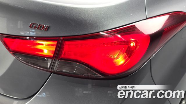 Hyundai Avante 1.6 GDi Modern Standard 2015 — фото 23