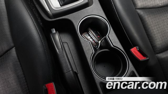 Hyundai Avante 1.6 GDi Modern Standard 2015 — фото 31