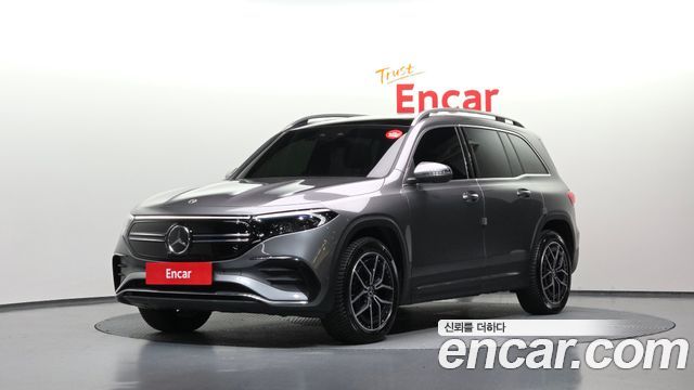 Mercedes-Benz EQB (X243) EQB300 4MATIC AMG Line