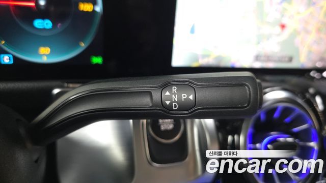 Mercedes-Benz EQB (X243) EQB300 4MATIC AMG Line 2023 — фото 9