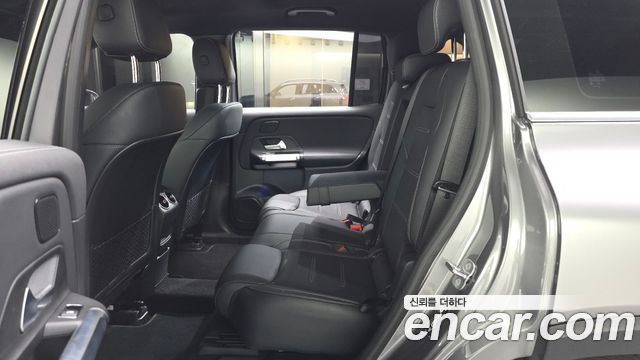 Mercedes-Benz EQB (X243) EQB300 4MATIC AMG Line 2023 — фото 12