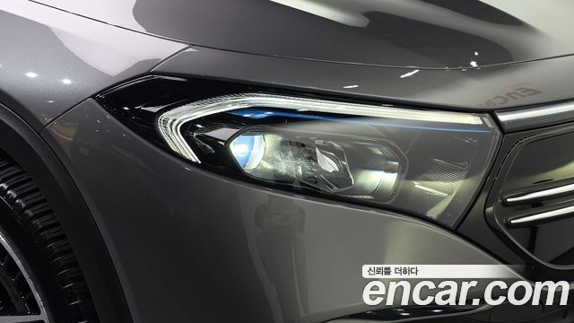 Mercedes-Benz EQB (X243) EQB300 4MATIC AMG Line 2023 — фото 22