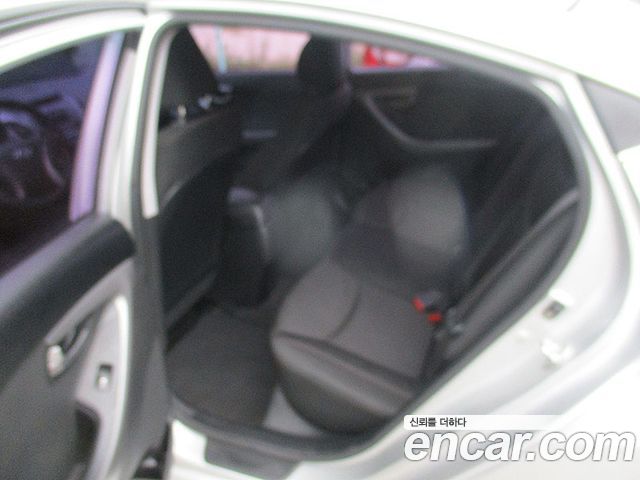 Hyundai Avante 1.6 VGT Style 2015 — фото 10