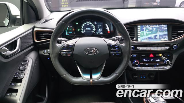 Hyundai Ioniq Electric Q 2019 — фото 13