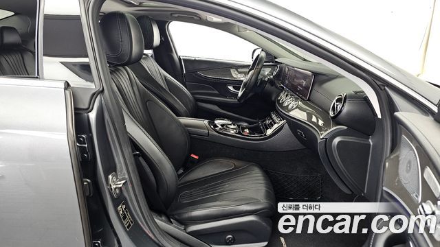 Mercedes-Benz CLS-Class (C257) CLS400d 4MATIC AMG Line 2019 — фото 11