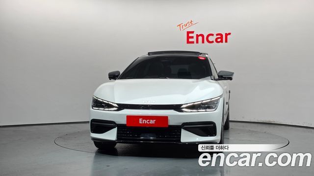 Kia EV6 Long Range 4WD GT Line 2022 — фото 3