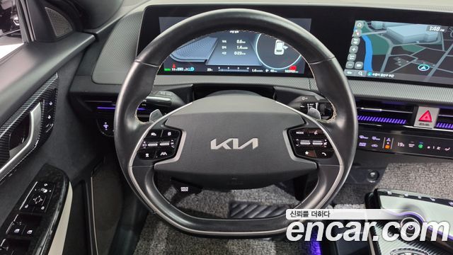 Kia EV6 Long Range 4WD GT Line 2022 — фото 14