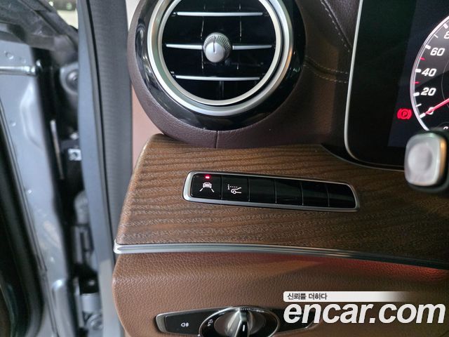 Mercedes-Benz E-Class (W213) E300 4MATIC Exclusive 2018 — фото 16