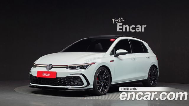Volkswagen Golf (VIII) 2.0 GTI