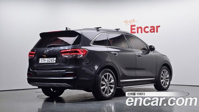 Kia Sorento Diesel 2.0 2WD Noblesse Special 2015 — фото 2