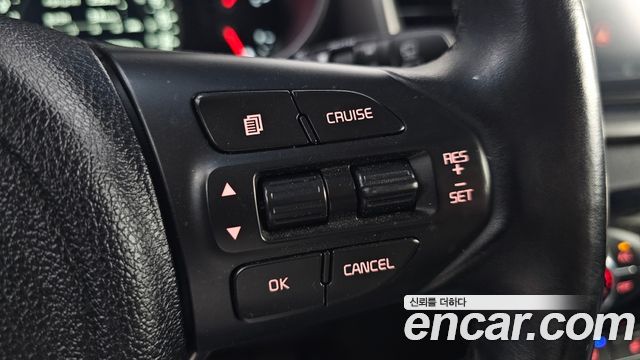 Kia Sorento Diesel 2.0 2WD Noblesse Special 2015 — фото 13