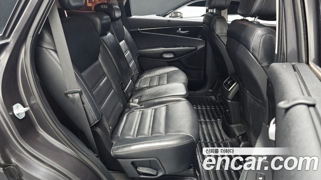 Kia Sorento Diesel 2.0 2WD Noblesse Special 2015 — фото 29