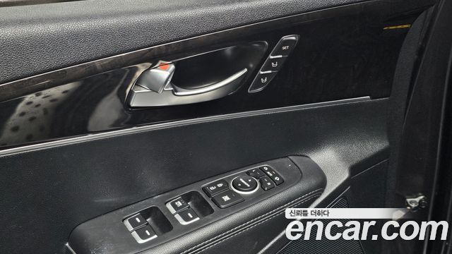Kia Sorento Diesel 2.0 2WD Noblesse Special 2015 — фото 31