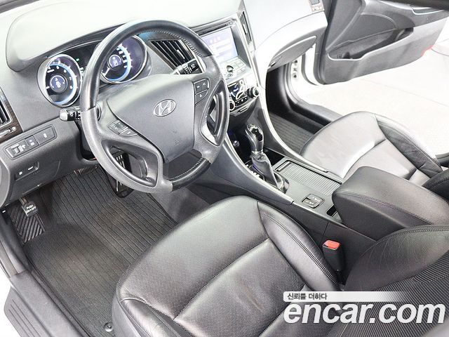 Hyundai Sonata (YF) CVVL Luxury 2012 — фото 10