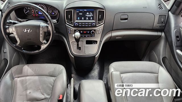 Hyundai Grand Starex Van 5-Seater Modern 2020 — фото 7