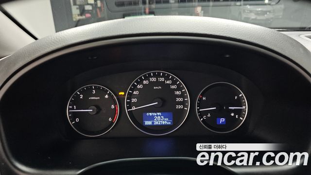 Hyundai Grand Starex Van 5-Seater Modern 2020 — фото 8