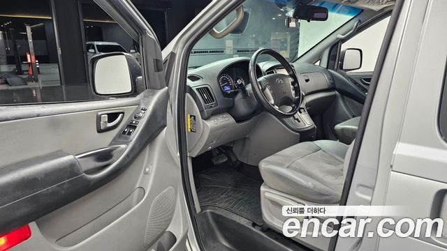 Hyundai Grand Starex Van 5-Seater Modern 2020 — фото 10