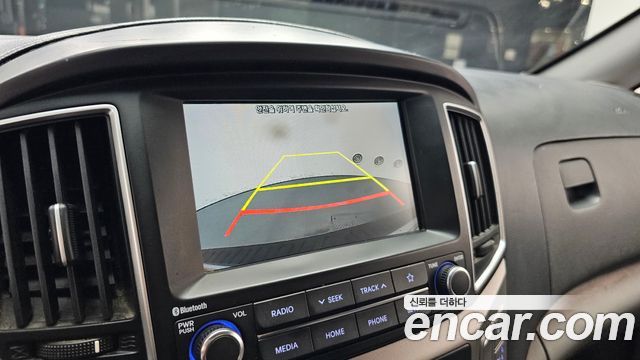 Hyundai Grand Starex Van 5-Seater Modern 2020 — фото 15