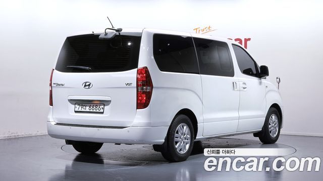 Hyundai Grand Starex 12-Seater Wagon Smart 2018 — фото 2