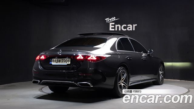 Mercedes-Benz E-Class (W214) E300 4MATIC AMG Line 2024 — фото 2