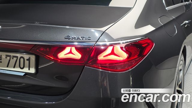 Mercedes-Benz E-Class (W214) E300 4MATIC AMG Line 2024 — фото 23