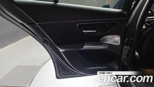 Mercedes-Benz E-Class (W214) E300 4MATIC AMG Line 2024 — фото 25