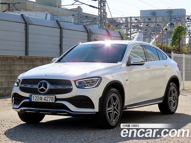 Mercedes-Benz GLC-Class (X253) GLC300e 4MATIC Coupe 2021 — фото 2