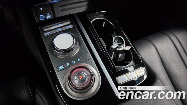Genesis G80 (RG3) Gasoline 2.5 Turbo AWD 2024 — фото 9