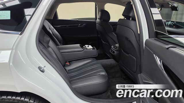 Genesis G80 (RG3) Gasoline 2.5 Turbo AWD 2024 — фото 11