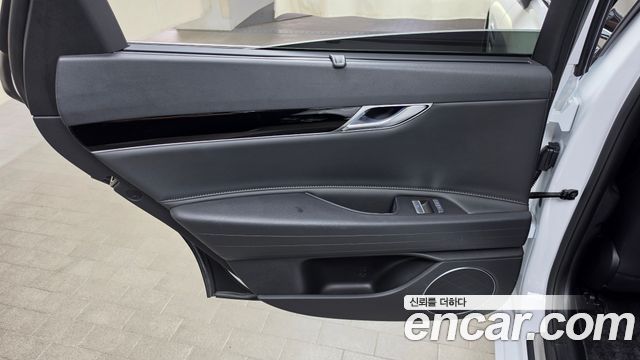 Genesis G80 (RG3) Gasoline 2.5 Turbo AWD 2024 — фото 25