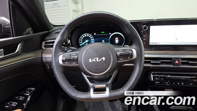 Kia K5 (III) 1.6 Turbo Noblesse 2023 — фото 13
