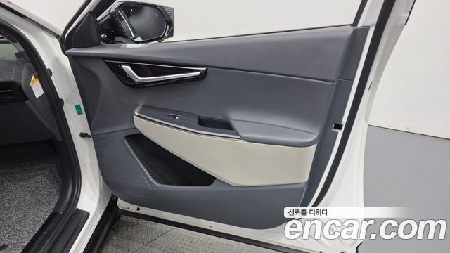 Kia EV6 Long Range 4WD Earth 2023 — фото 24