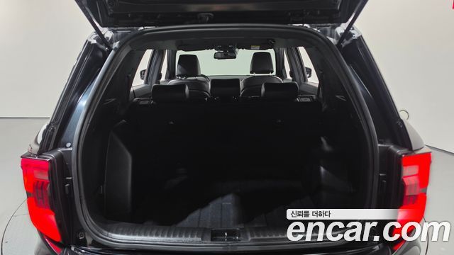 KG Mobility (SsangYong) Torres Gasoline 1.5 2WD T5 2023 — фото 16