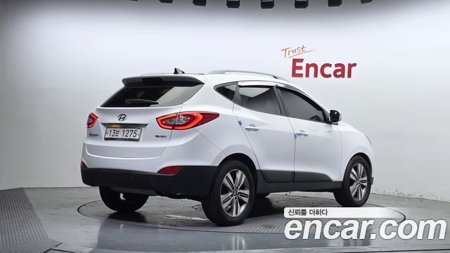 Hyundai Tucson Diesel 2.0 2WD Modern 2014 — фото 2