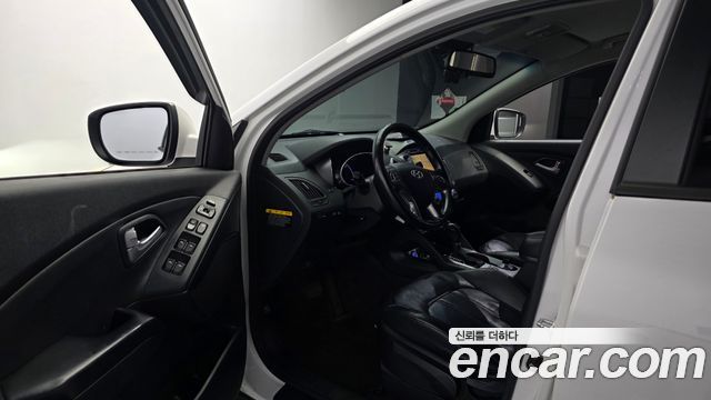 Hyundai Tucson Diesel 2.0 2WD Modern 2014 — фото 10