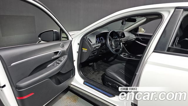 Hyundai Sonata Hybrid (DN8) Premium 2020 — фото 10