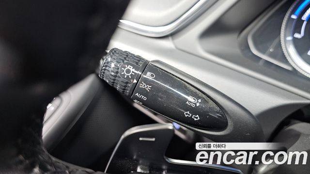 Hyundai Sonata Hybrid (DN8) Premium 2020 — фото 20